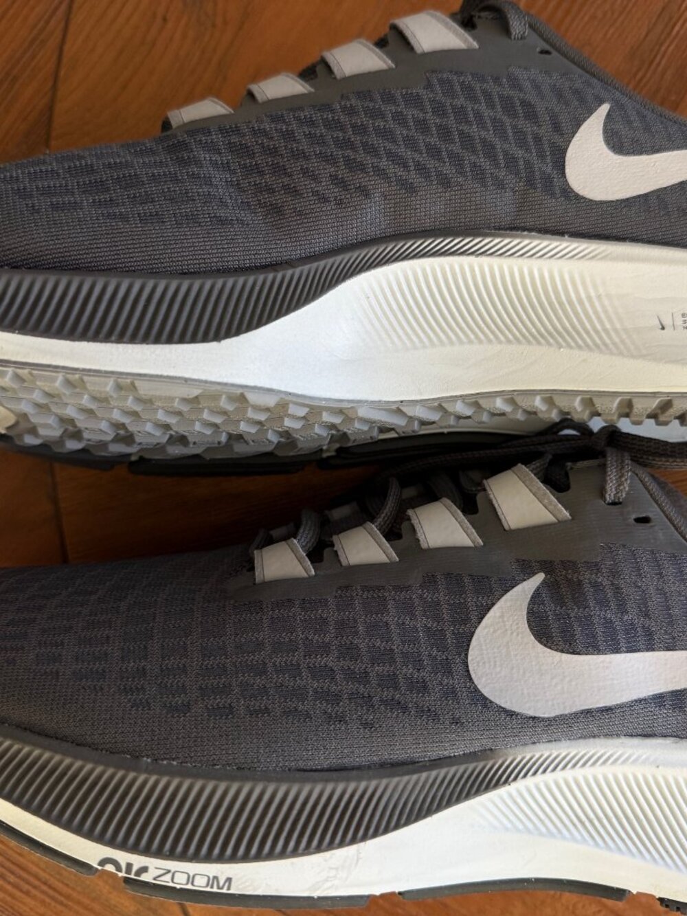 Nike Air Zoom Pegasus 37 Men Running Shoes Iron Grey LT Smoke Gray Size 10.5
